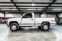 1998-Chevrolet-K1500-Z71-Olympic White-1GCEK14MXWZ135980--34.jpg
